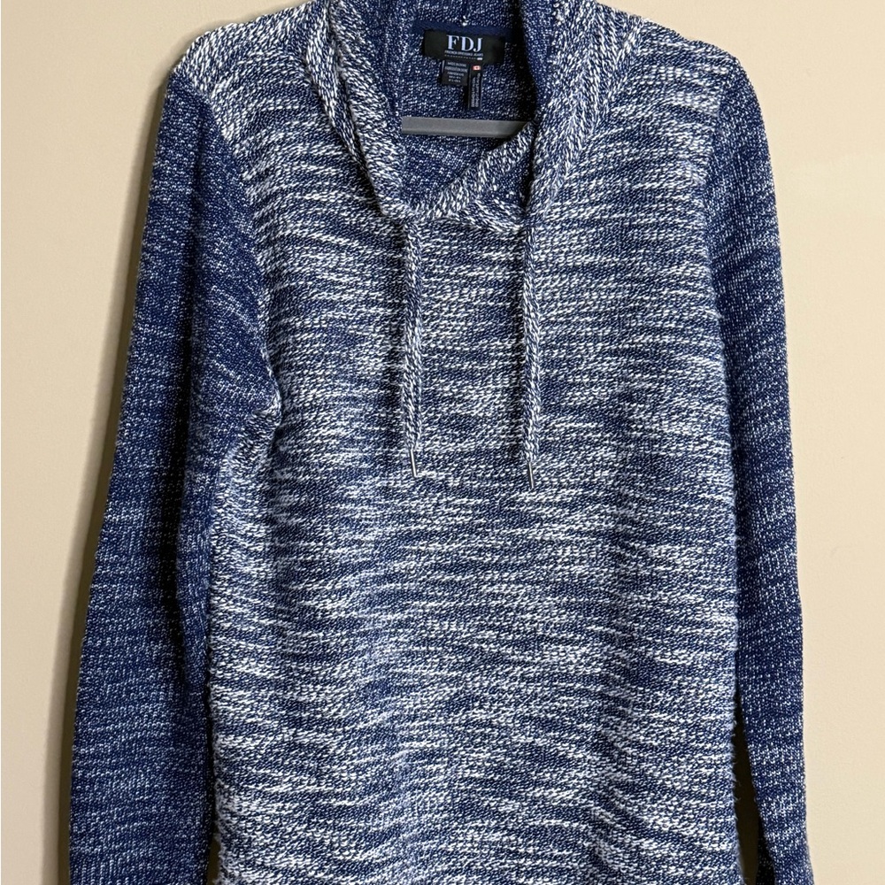 FDJ Women's Blue and White Turtleneck Sweater